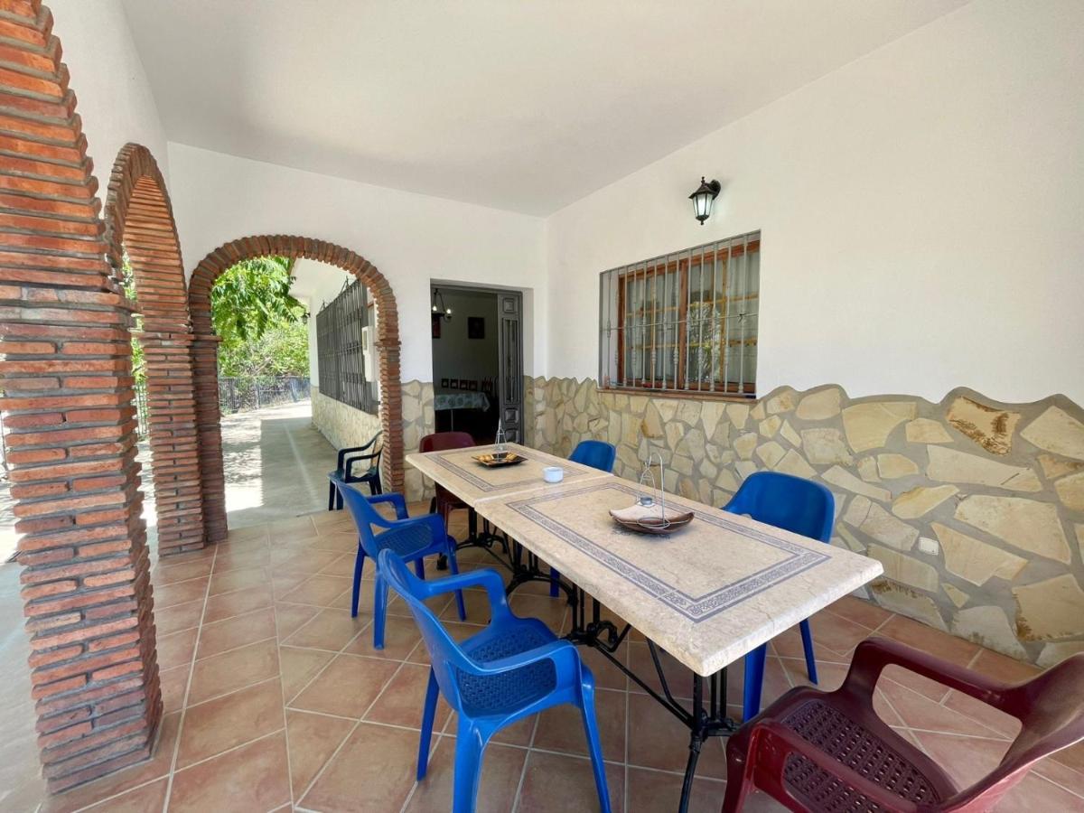 Finca El Almendro Малага Экстерьер фото